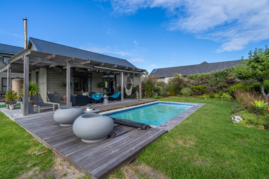 To Let 3 Bedroom Property for Rent in Lake Michelle Western Cape
